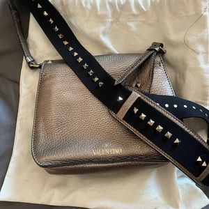 VALENTINO rockstud vintage crossbody messenger bag